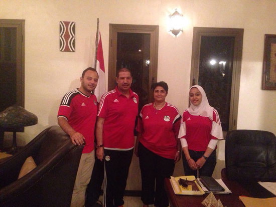 سفيرة مصر برواندا تكرم منتخب الشباب بحفل عشاء (5)