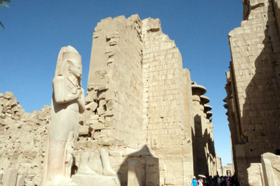 سائحة أمريكية تنشر صورها أثناء رحلتها لمصر (1)