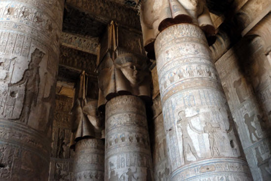 سائحة أمريكية تنشر صورها أثناء رحلتها لمصر (14)