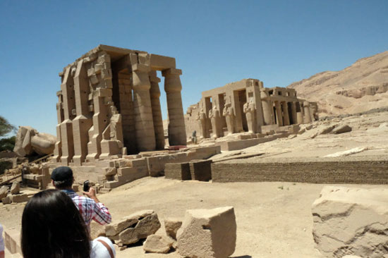 سائحة أمريكية تنشر صورها أثناء رحلتها لمصر (19)