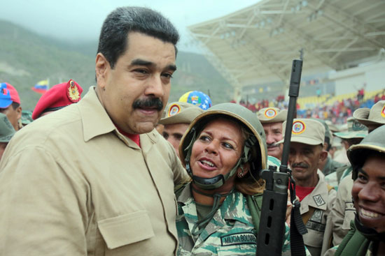 انتهاء-مناورات-عسكرية-واسعة-النطاق-فى-فنزويلا-(15)
