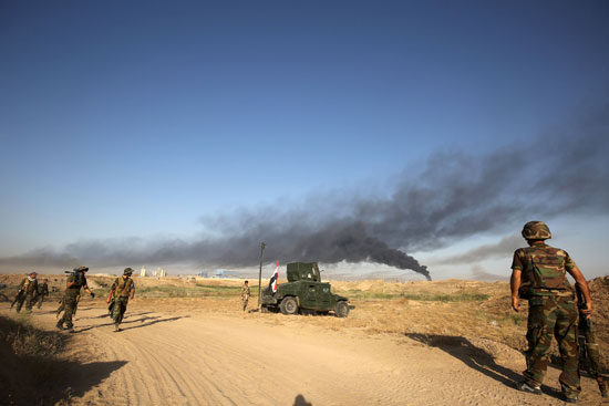 القوات العراقية تتقدم نحو الفلوجة (9)