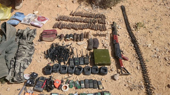 مقتل 13 إرهابيا وضبط 145 لغما فى وسط سيناء وجبل الحلال (10)