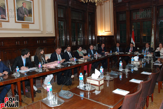 الدكتور عصام فايد خلال لقاءه وزير الزراعة النمساوى (7)