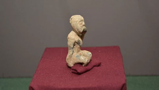 العثور على قبضة يد عمرها 1450 عاما (2)