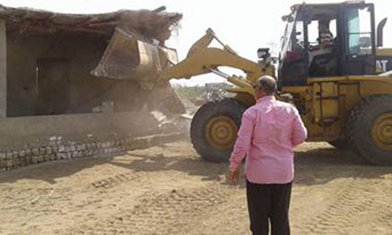 حملة لإزالة تعديات الأراضى الزراعية المخالفة على أملاك الدولة ببورسعيد (3)