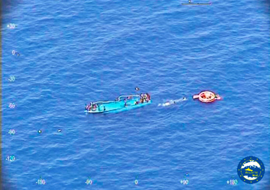 مصرع أكثر من 20 مهاجرا فى غرق زورق قبالة سواحل ليبيا (2)