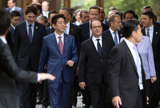  رئيس وزراء اليابان يصطحب زعماء مجموعة الـ7 لمزار دينى قبل انطلاق القمة (3)