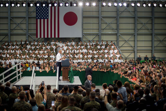 أوباما يزور هيروشيما (9)