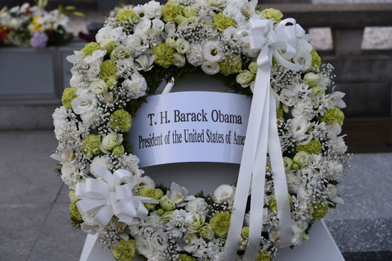 أوباما يواسى الناجين من قنبلة هيروشيما (16)