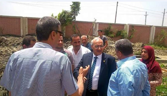 النائب سامى هاشم يزور مستشفى القصاصين ويتفقد محطة مياه التل الكبير  (3)