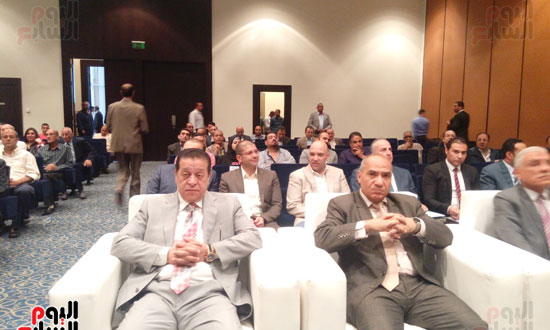 بدء مؤتمر الرؤية التنموية وفرص الاستثمار بجنوب سيناء‎ (3)