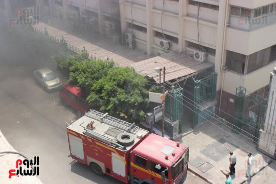 حريق مستشفى الزقازيق الجامعى (4)