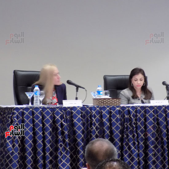 داليا خورشيد وزيرة الاستثمار بمؤتمر الرؤية التنموية بجنوب سيناء (1)