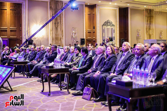 مؤتمر مصر للاستثمار (10)