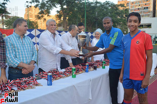 حسن شحاتة يشارك مجلس الصيد فى تكريم أكاديمية كرة القدم (6)