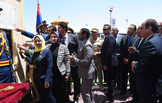 الرئيس السيسى يفتتح مشروع الأسمرات بالمقطم  (12)