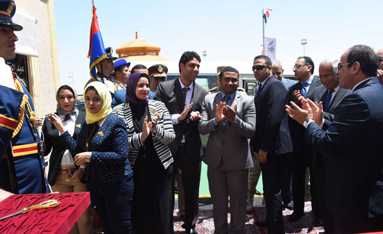 الرئيس السيسى يفتتح مشروع الأسمرات بالمقطم  (13)