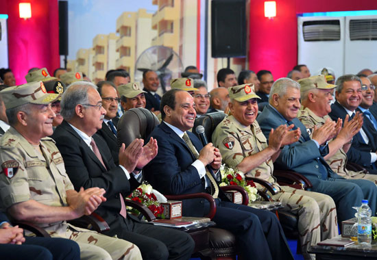 الرئيس السيسى يفتتح مشروع الأسمرات بالمقطم  (18)