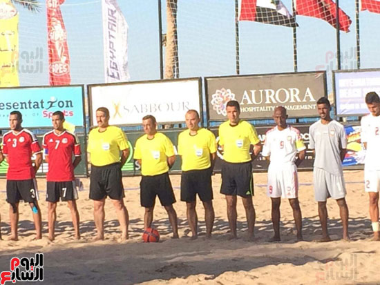 نجوم الكرة يحضرون البطولة العربية للكرة الشاطئية (3)