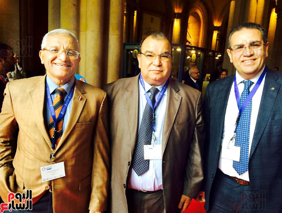 رئيس جامعة المنصورة يشارك بمؤتمر الجامعات العربية الأوروبية (2)