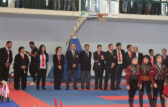 شيخة ال ثانى تشارك فى توزيع جوائز دورة الألعاب للفنون القتالية بجورجيا (5)