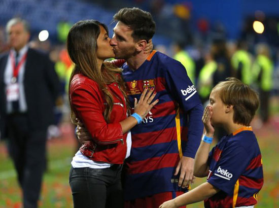 كاراسكو، قبلة كاراسكو، اشهر القبلات فى ملاعب العالم، ريال مدريد، اتلتيكو مدريد، نهائى دورى ابطال اوروبا (1)