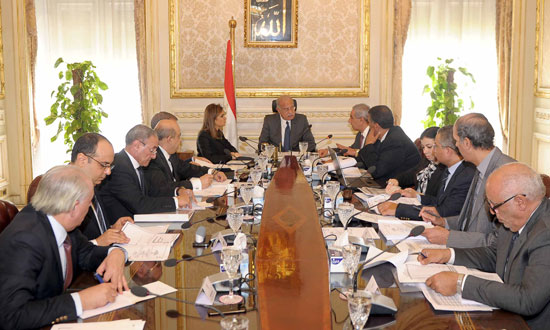 اجتماع المجموعه الاقتصاديه - مجلس الوزراء (3)