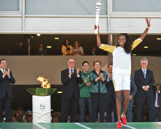 وصول الشعلة الأولمبية إلى ريو دى جانيرو (14)