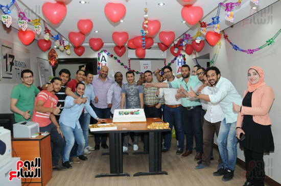 1-(14).. الصقر أحمد حسن يحتفل بعيد ميلاده ال 41 