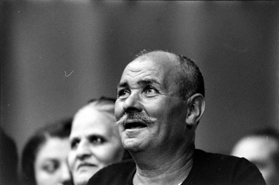 ام كلثوم، حفلات ام كلثوم، مجنون ام كلثوم، احمد رامى، الشاعر احمد رامى، صور نادرة، اخبار الفن  (11)