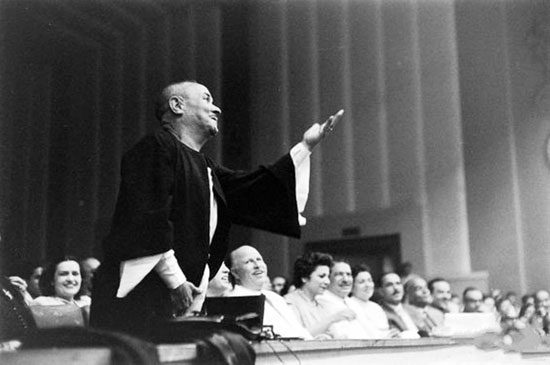 ام كلثوم، حفلات ام كلثوم، مجنون ام كلثوم، احمد رامى، الشاعر احمد رامى، صور نادرة، اخبار الفن  (2)