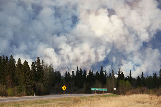 حرائق الغابات  كندا (10)