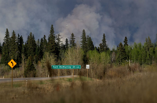 حرائق الغابات  كندا (8)