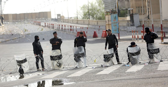 اغلاق طرق بغداد الرئيسية لمنع الاحتجاجات عند المنطقة الخضراء (14)