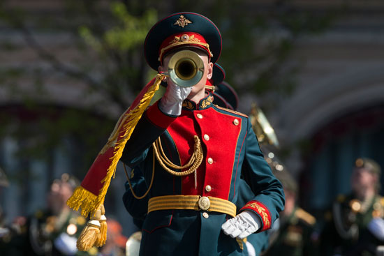 عروض عسكرية فى شوارع موسكو استعدادا  للاحتفال بذكرى يوم النصر (21)