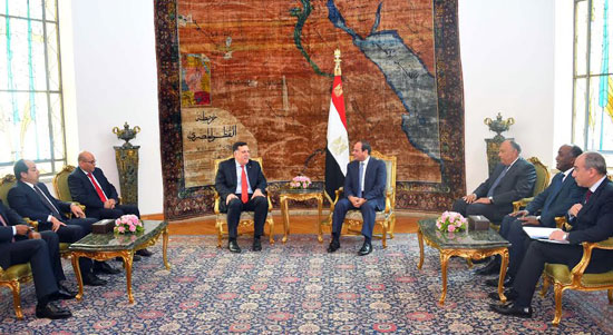 الرئيس السيسي والوفد الليبى (3)