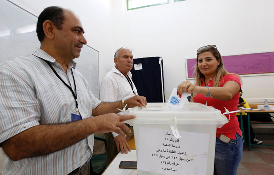 بدء الانتخابات البلدية فى العاصمة اللبنانية (13)