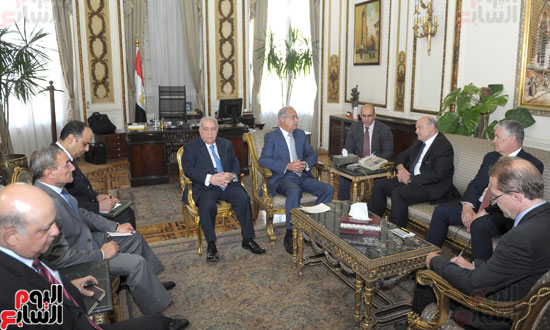 وزير الدولة الفرنسى للشئون البرلمانية يؤكد استمرار التعاون مع مصر لمواجهة الإرهاب شريف اسماعيل (3)