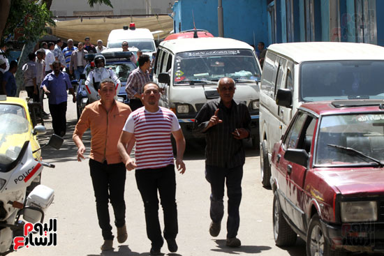 خروج جثامين شهداء الشرطة من مشرحة زينهم (15)