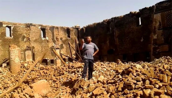 	المسجد بعد انهياره بسبب الحريق  -اليوم السابع -6 -2015