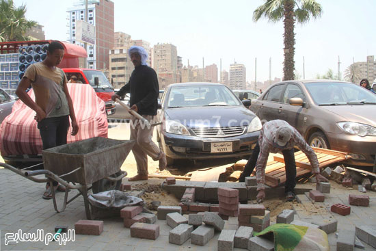 جانب من أعمال تطوير شارع فيصل -اليوم السابع -6 -2015