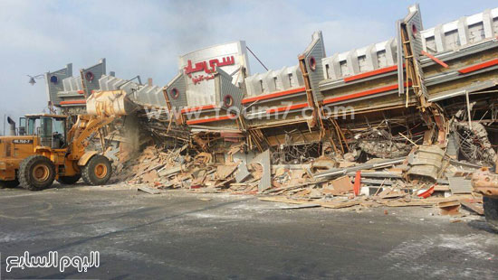 إزالة أكبر المحلات على رصيف بمنطقة الكورنيش -اليوم السابع -6 -2015