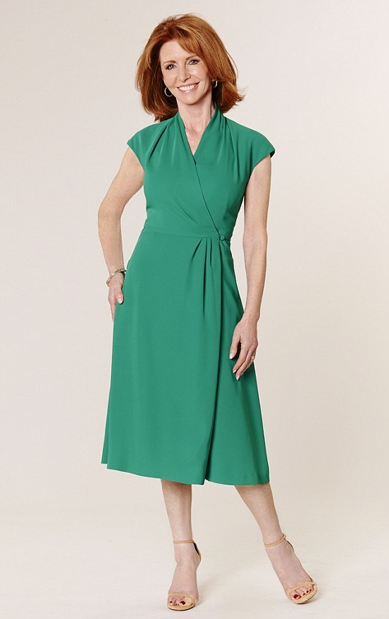 	فستان باللون الأخضر -اليوم السابع -6 -2015