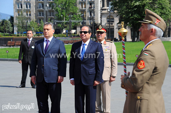  الرئيس السيسى مع رئيس الوزراء المجرى فيكتور أوربان فى مراسم الاستقبال -اليوم السابع -6 -2015