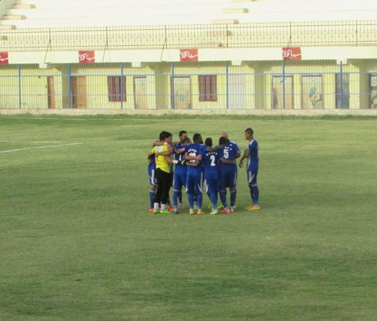 فريق أسوان قبل بدء المباراة  -اليوم السابع -6 -2015