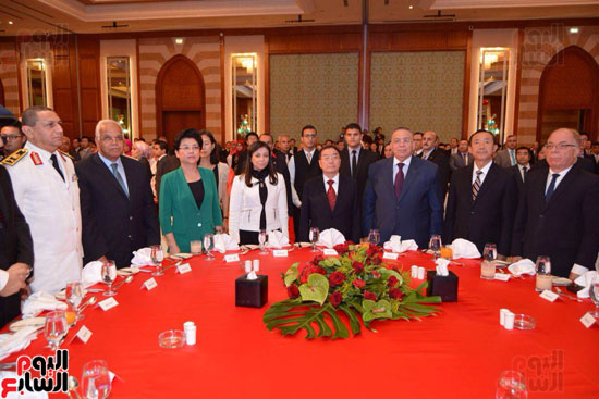 وزيرة الاستثمار تلقى كلمة السيسى باحتفالية سفارة الصين (2)