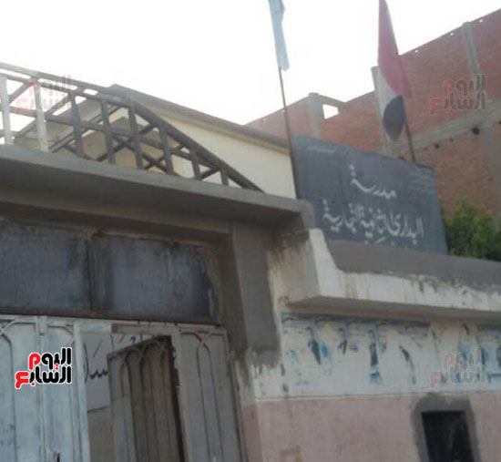لجان الامتحانات بمركز البدارى بمحافظة أسيوط  (7)