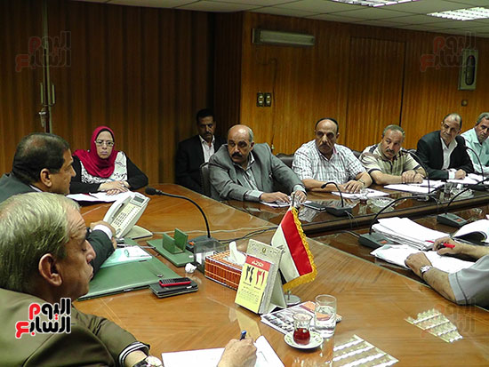اجتماع مجلس إدارة صندوق الاسكان بمحافظة الغربية (3)