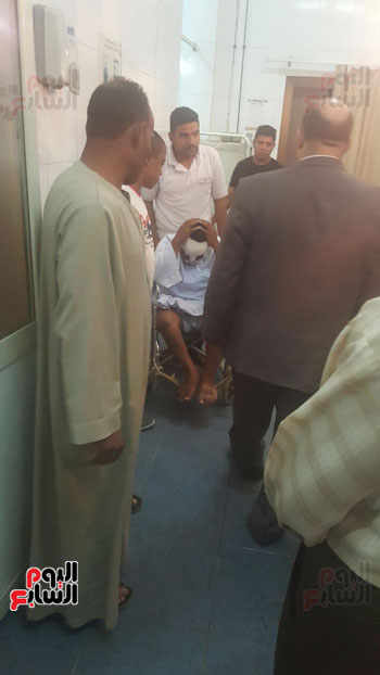 محمد سليم يتفقد مستشفى بنها التعليمى ويطالب بإقالة المدير (4)